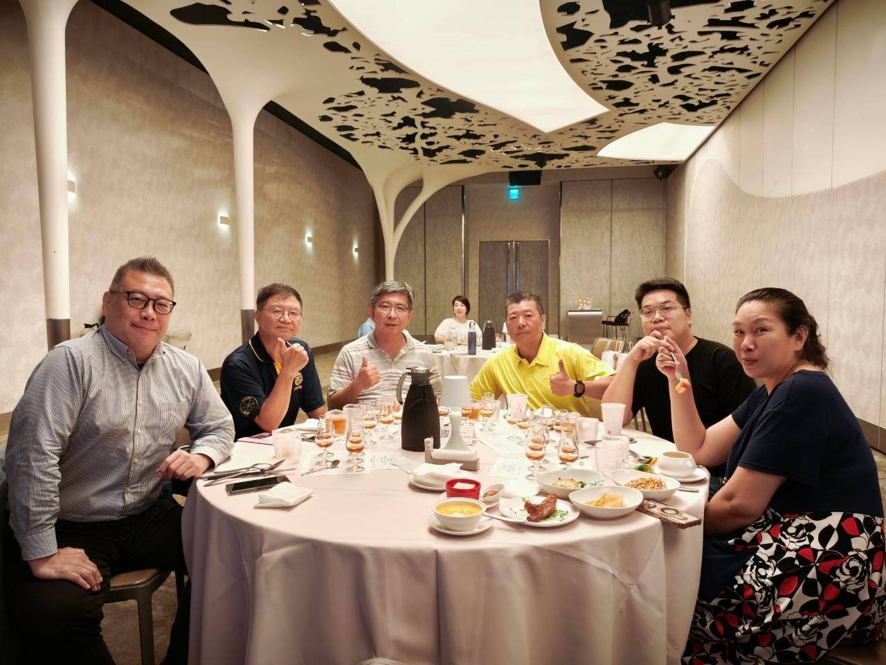 第一季【夏】夏季居家簡易威士忌調酒及食物搭配－LINE_ALBUM_20260812第1281次例會-第一季 夏夏季居家簡易威士忌調酒及食物搭配_260812_8.jpg
