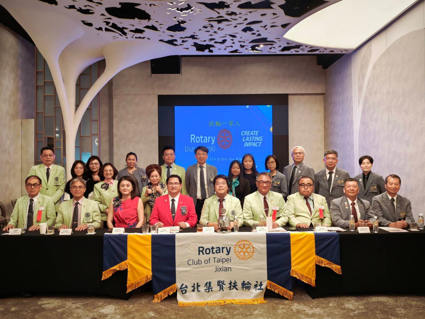 總監公式訪問—正式例會－122914_0.jpg