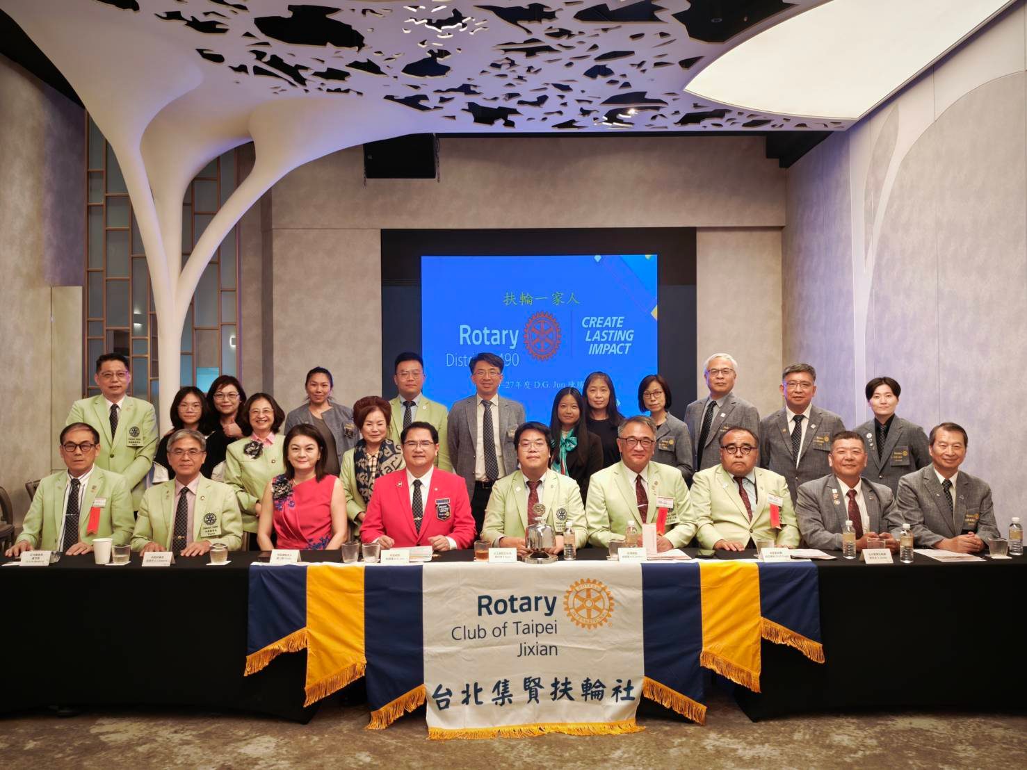 總監公式訪問—正式例會－122915_0.jpg